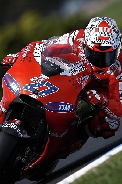 MotoGP. Casey Stoner (AUS), Marlboro Ducati, scored pole position which