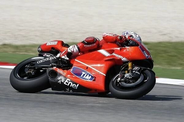 MotoGP. Casey Stoner (AUS), Marlboro Ducati.