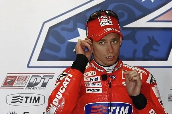 MotoGP. Casey Stoner (AUS), Marlboro Ducati, scored pole position which