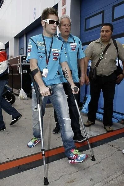 MotoGP. The injured Alvaro Bautista (ESP) visited Jerez.