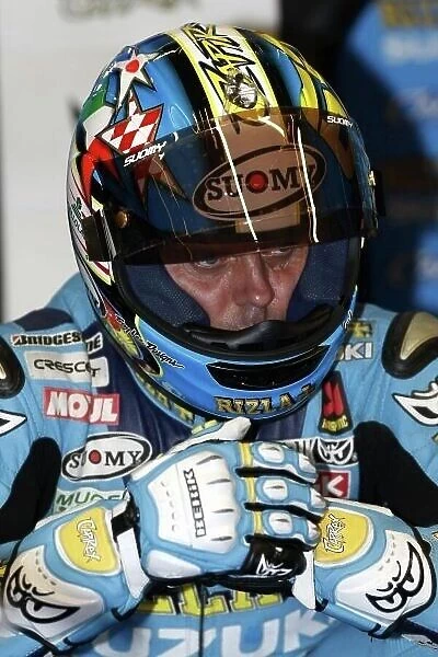 MotoGP. Loris Capirossi (ITA) Rizla Suzuki.
