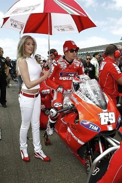 MotoGP. Nicky Hayden (USA), Marlboro Ducati Team.