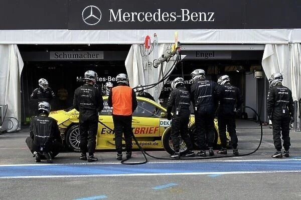 DTM. Pit stop for David Coulthard (GBR), AMG Mercedes-Benz.