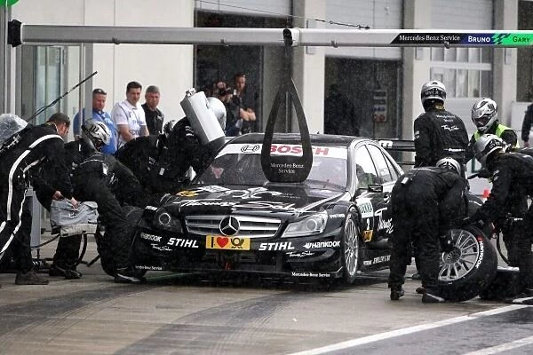 DTM. Pit stop of Gary Paffett (GBR), Thomas Sabo AMG Mercedes.