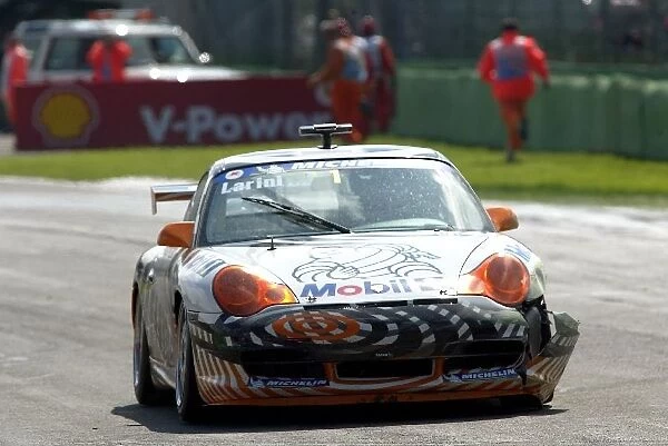 Porsche Supercup: Nicola Larini driving the Porsche AG guest car has a spin