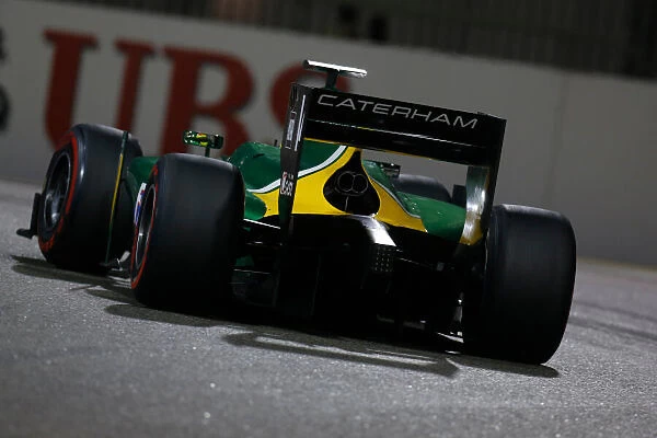 R6T1975. 2013 GP2 Championship. Round 11.