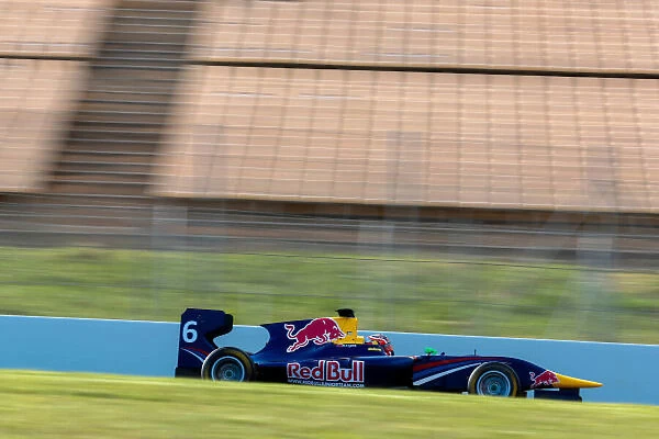 R6T2055. 2013 GP3 Series. Round 1.. Circuit de Catalunya, Barcelona, Spain.
