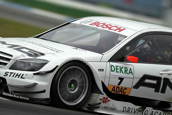 DTM. Race winner Paul Di Resta (GBR), AMG Mercedes, AMG Mercedes C-Klasse (2009).