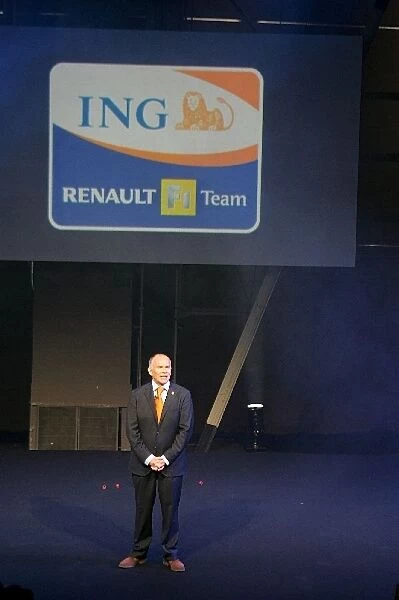 Renault R27 Launch: Peter Windsor: Renault R27 Launch, Amsterdam, Holland. 24 January 2007