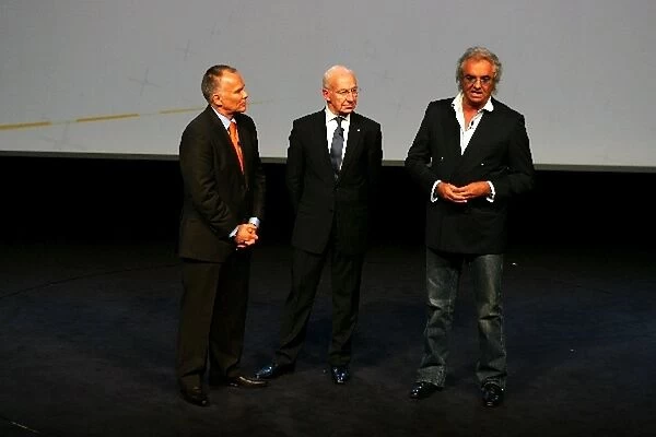 Renault R28 Launch: Peter Windsor, Bernard Rey Renault F1 Team President and Flavio Briatore Renault Team Principal