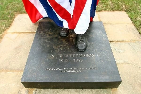 Roger Williamson Memorial: The new memorial unveiled today at Donington by Tom Wheatcroft Donington owner and Rogers sister, Barbara Upton