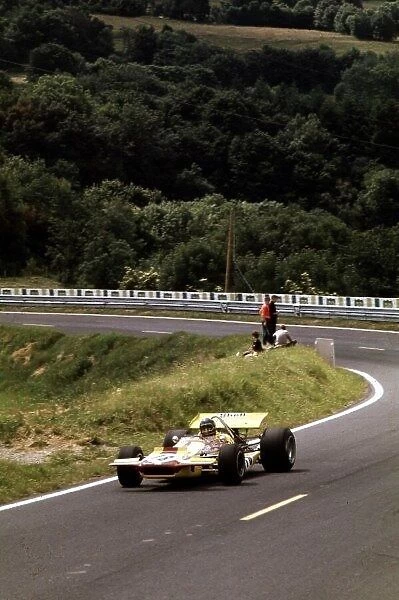 Ronnie Peterson, March 701, Retired French Grand Prix, Clermont-Ferrand, 3-5 Jul 70 World LAT Photographic Tel: +44(0) 181 251 3000 Fax: +44(0) 181 251 3001 Ref: 70 FRA 01