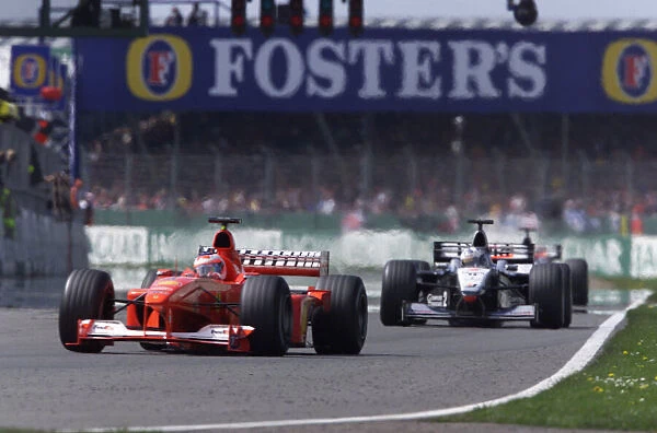 Rubens Barrichello leads David Coulthard