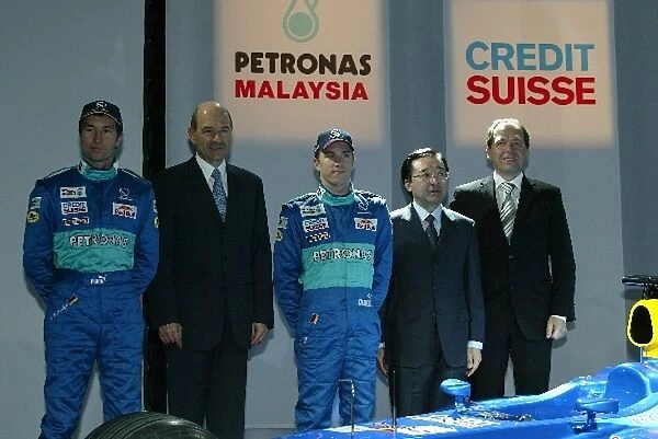 Sauber Petronas C22 Launch: L-R;Heinz-Harald Frentzen, Peter Sauber Sauber Team Owner, Nick Heidfeld, Osamu Goto Engine Director & Willy Rampf