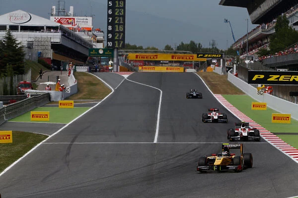 SBL6329. 2014 GP2 Series Round 2 - Race 1.