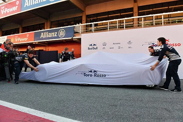 Scuderia Toro Rosso STR12 Launch