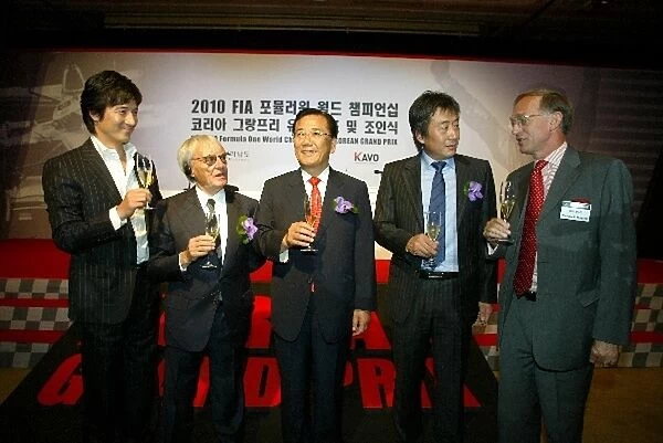 South Korean Grand Prix Press Conference: L-R: Mr