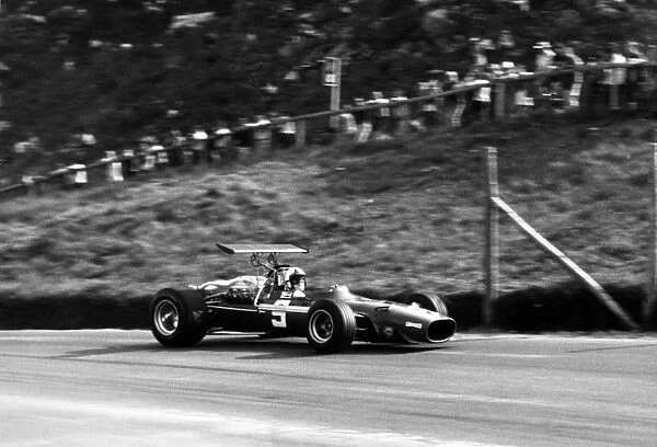 St Jovite, Canada. 22 September 1968: Chris Amon, Ferrari 312, retired, action