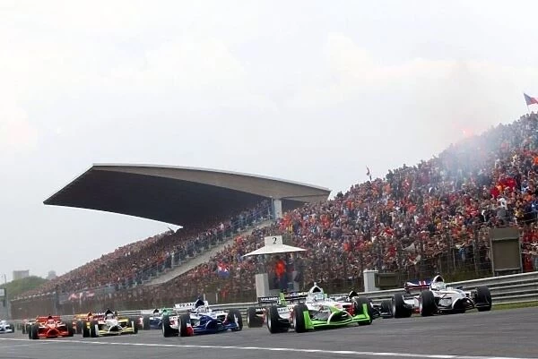 A1GP. The start of the feature race.. A1GP, Rd1