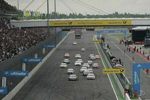 DTM. The start of the race.. DTM, Rd4, EuroSpeedway Lausitz, Germany, 16-18 May 2008