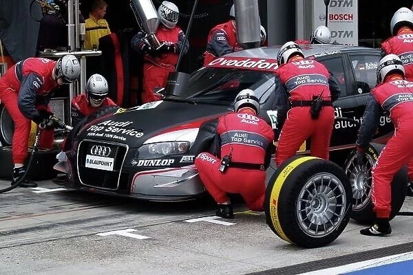 DTM. Timo Scheider (GER) Audi Sport Team Abt Sportsline Audi A4 DTM (2007).