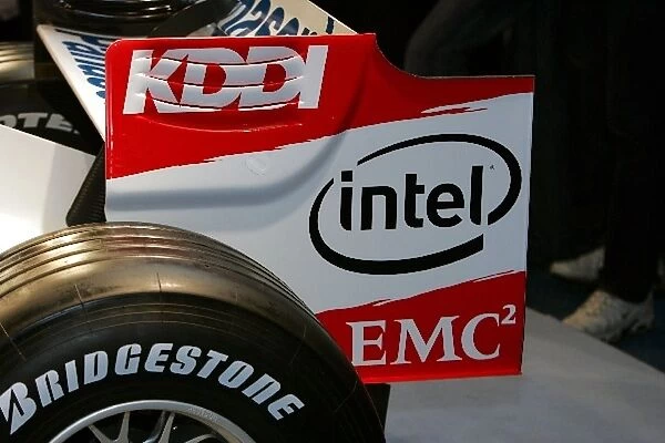 Toyota TF106 Launch: TF106 rear wing endplate detail