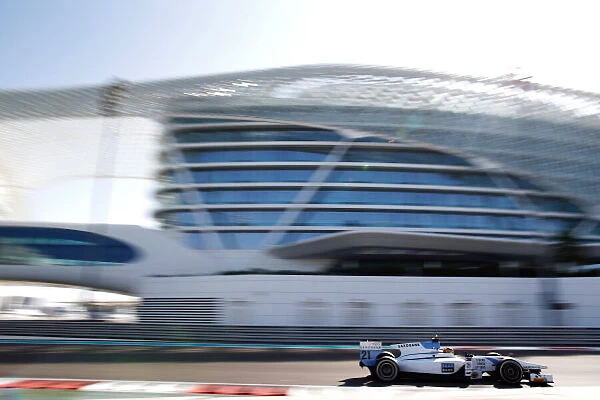W2Q9954. 2014 GP2 Test 3.. Yas Marina Circuit, Abu Dhabi, United Arab Emirates.