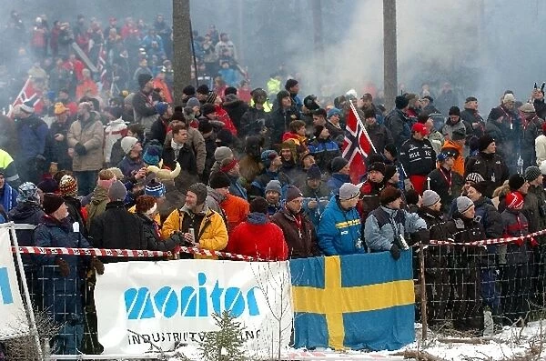 World Rally Championship: Fans wait at Colins Crest'
