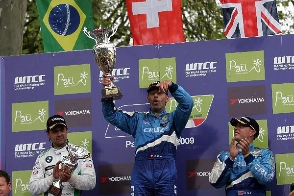 World Touring Car Championship: Race 2 podium and results