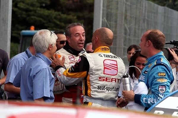 World Touring Car Championship: Tom Coronel SEAT, Gabriele Tarquini SEAT and Rob Huff Chevrolet in Parc Ferme