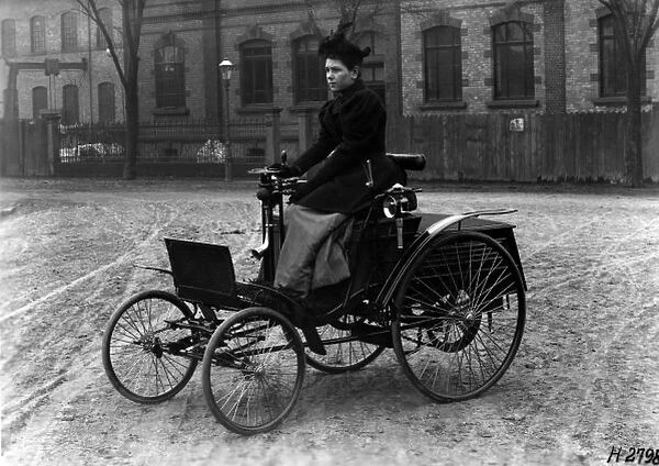 The Worlds first production car. 1894 Benz Velo. Clara Benz