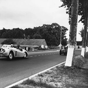 1950 Le Mans 24 hours: Leslie Johnson / Bert Hadley, retired, action