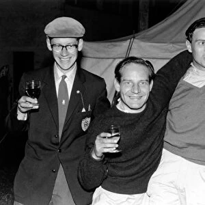 1960 Autosport 3 hours: Left-to-right: Ian Scott-Watson, Innes Ireland and Jim Clark enjoy the magazines hospitality tent. Portrait