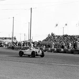 1960 Portuguese Grand Prix. Ref-7070. World ©LAT Photographic