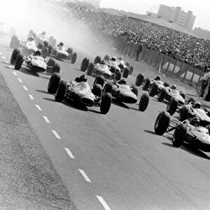 1964 Dutch Grand Prix - Start: Graham Hill leads Jim Clark, Dan Gurney, John Surtees, Bruce McLaren, Peter Arundell, Jack Brabham and Richie