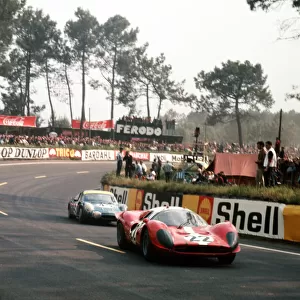 1967 LE MANS 24 HOURS Guichet / Muller leads Vinatier jr / Bianchi Le Mans, France