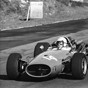 1967 Race of Champions. Brands Hatch, Great Britain. 12th March 1967. Guy Ligier (Cooper T81 Maserati), 16th position, action. World Copyright: LAT Photographic. Ref: B / W Print