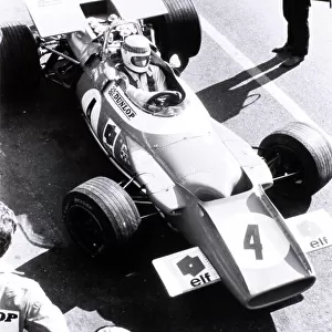 1969 Dutch Grand Prix. Zandvoort, Holland. 21 June 1969. Jackie Stewart, Matra MS80-Ford, 1st position, pit lane. World Copyright: LAT Photographic
