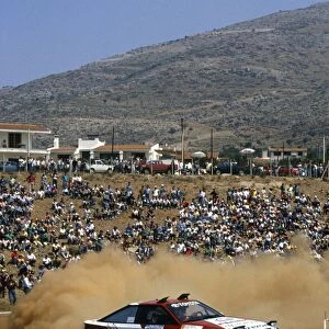 1990 World Rally Championship: Carlos Sainz / Luis Moya, 1st position, action