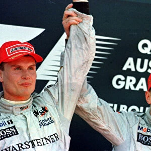 1998 AUSTRALIAN GP. David Coulthard and Mika Hakkinen, McLaren Mercedes team mates