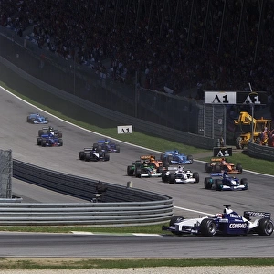 2001 Austrian Grand Prix - Race: Juan Pablo Montoya, BMW Williams FW23, leads team mate Ralf Schumacher, and the two Ferraris at the start