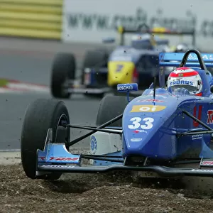 2003 British Formula 3 Championship. Croft 4th May. Nelsinho Piquet flies across the gravel. World Copyright - Todd/Ebrey/LAT Photographic