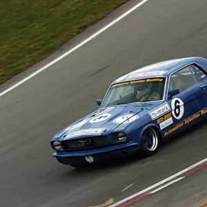 2004 Heritage Grand Touring Car Challenge Brands Hatch, England. 21st - 22nd August 2004. Yates / Scarborough (Ford Mustang), action. World Copyright: Jeff Bloxham / LAT Photographic ref: Digital Image Only