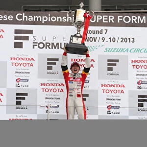 2013 SUPER FORMULA Round 7 SUZUKA / 2013 Drivers Champion Naoki Yamamoto