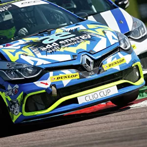 2016 Renault Clio Cup, Thruton, 7th-8th My 2016 Rory Collingbourne (GBR) Team Cooksport Renault Clio Cup World copyright. Jakob Ebrey/LAT Photographic