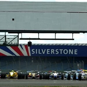 British Formula Three Championship: Nineteenth placed Robert Dahlgren Fortec Mototsport leads the race after an amazing start