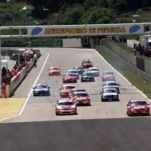 European Super Touring Cup Enna-Pergusa, Italy, 30th April 2000. Start of the race. PhotoPhoto4 / LAT Tel: +44 (0) 208 251 3000 Fax: +44 (0) 208 251 3001 E-mail: digital@latphoto. co. uk