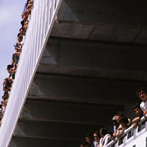 F1 Spanish GP-Crowds watching from the balconies-Atmosphere