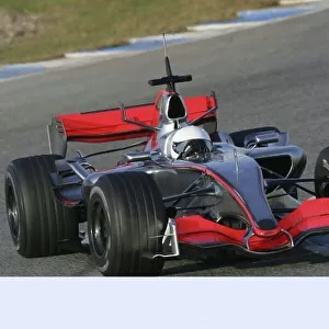 F1 Testing. Jerez, Spain. 15th December 2006. Fernando Alonso (McLaren MP4-21 Mercedes). Action. World copyright: Andrew Ferraro/LAT Photographic. Ref: Digital imageZP9O5514.jpg