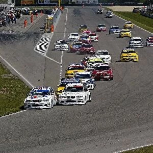 FIA European Touring Car Championship: The start of race one